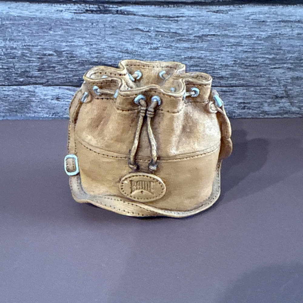 1999 Just the Right Style / Shoe "Raine"   No Box 26401 Willitts Design
